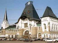 В проекте Казанского вокзала главным фасадом является не торцовый